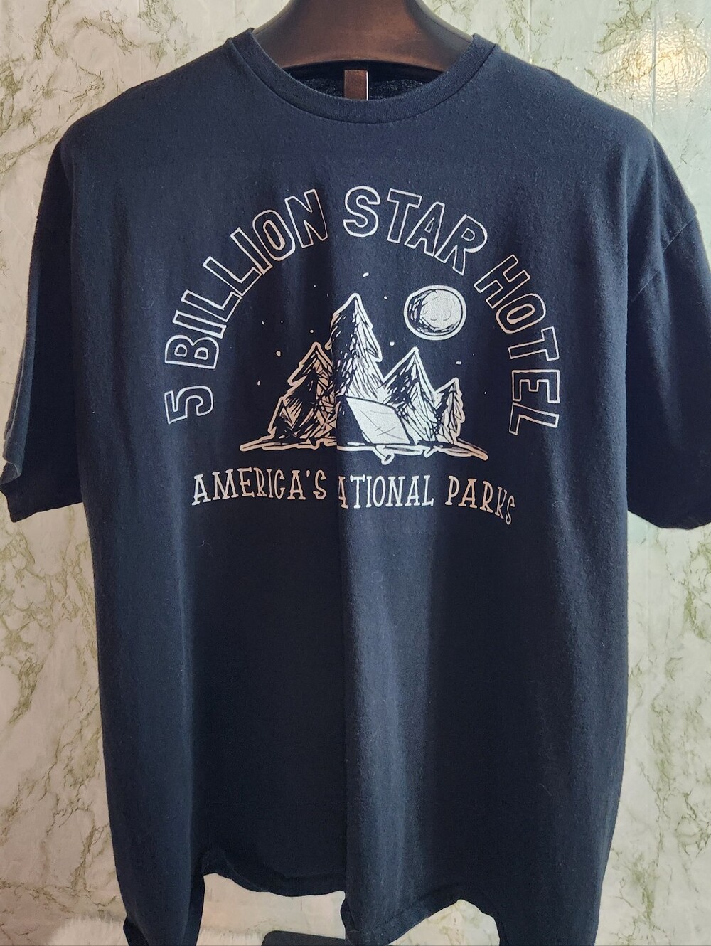 GILDAN America'a National Parks Short Sleeve Tee